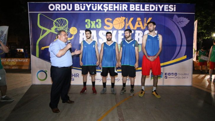 Sokak Basketbol Turnuvası Sona Erdi